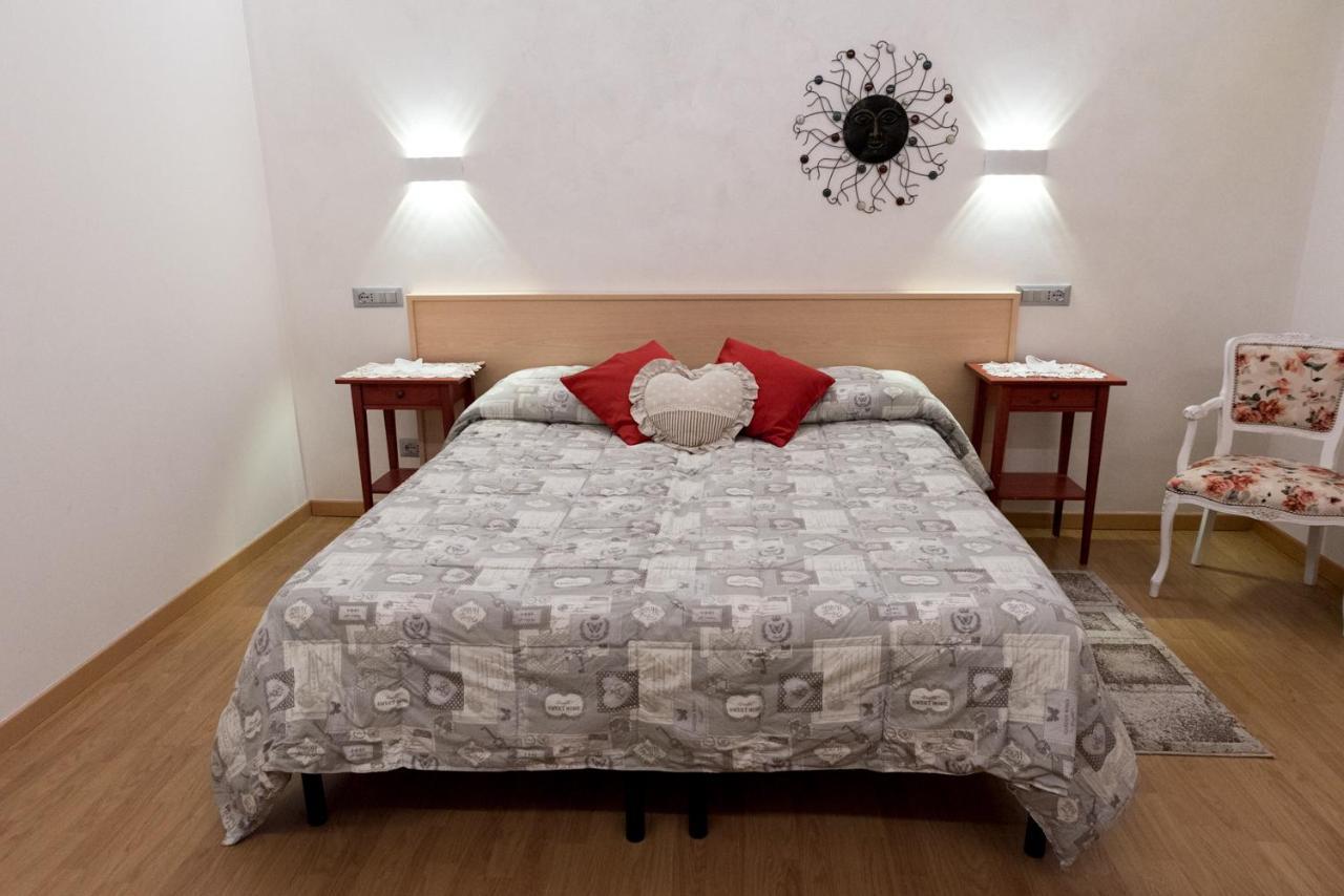 Bed & Breakfast Delle Rose 코넬리아노 외부 사진