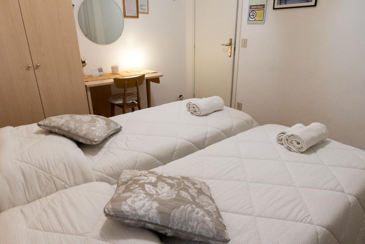 Bed & Breakfast Delle Rose 코넬리아노 외부 사진
